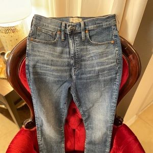 Madewell 11 Inch High Rise Skinny Size 30 MSRP $128. Worn 1 time only